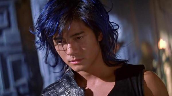 相貌平平卻出演絕世美男的8位男星，耍帥裝酷，誰讓你看得更尷尬