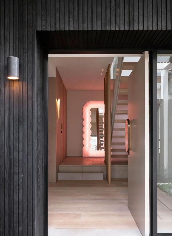 59歲中年夫妻的退休生活:屋子裡海天一色,將生活過成詩,太美了 59歲中年夫妻的退休生活:屋子裡海天一色,將生活過成詩,太美了