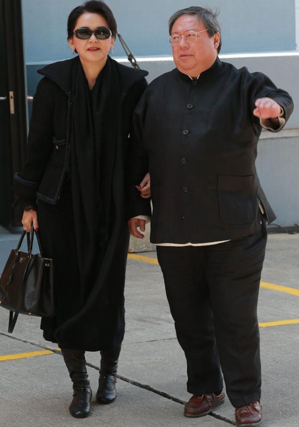 “霸王花”胡慧中的人生堪比電視劇,大紅時被火燒傷,情路坎坷 “霸王花”胡慧中的人生堪比電視劇,大紅時被火燒傷,情路坎坷