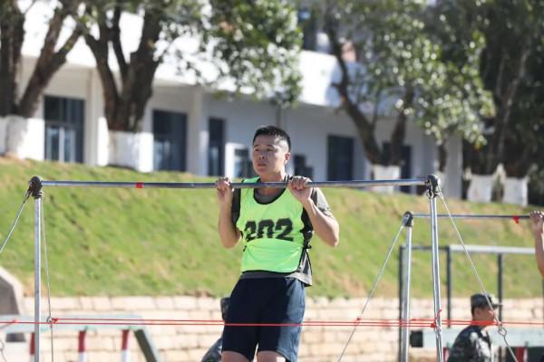 “兵王”選晉,開考 “兵王”選晉,開考