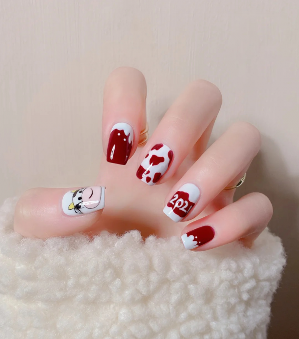 跨年美甲來了,美美噠跨到2022 跨年美甲來了,美美噠跨到2022