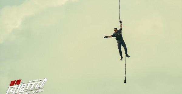 特警本色出演,還原廣東特大緝毒案!《獵毒之閃狙行動》上線 特警本色出演,還原廣東特大緝毒案!《獵毒之閃狙行動》上線