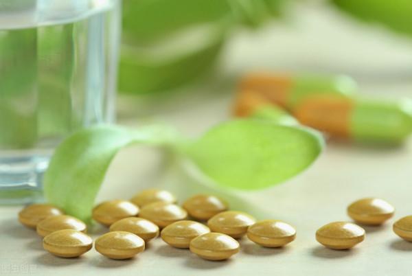 鎮靜、降壓、改善腦微迴圈，4種治療頭暈的中成藥，您一定要知道