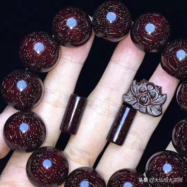 小葉紫檀的六大絕美紋理，你見過幾種？魚鱗、火焰、雞血、金星？