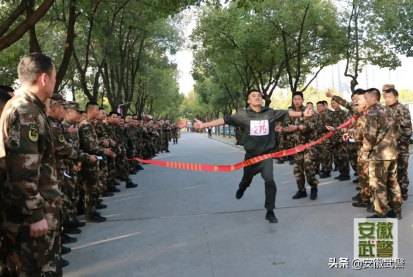 燃！這場激戰正酣的軍人運動會，你被圈粉了嗎？