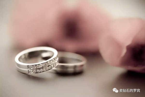 珠寶銷售技巧1856:男士喜歡,女士猶豫,怎麼解決? 珠寶銷售技巧1856:男士喜歡,女士猶豫,怎麼解決?