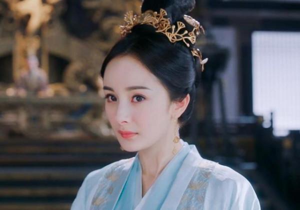 11月開播的6部劇,楊冪、陳坤竇驍強勢來襲,陣容一部比一部豪華 11月開播的6部劇,楊冪、陳坤竇驍強勢來襲,陣容一部比一部豪華