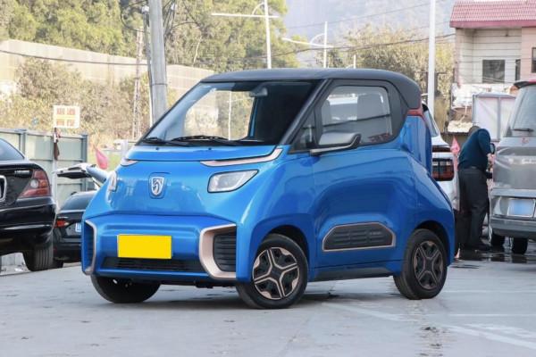 續航可達305KM,高配售價6.48萬,兩座佈局的寶駿E200如何? 續航可達305KM,高配售價6.48萬,兩座佈局的寶駿E200如何?