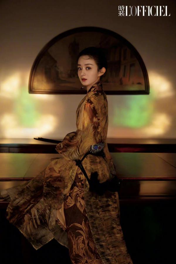 趙麗穎最新國風造型徹底封神!穿一身黑穿越古今,時尚感徹底開掛 趙麗穎最新國風造型徹底封神!穿一身黑穿越古今,時尚感徹底開掛