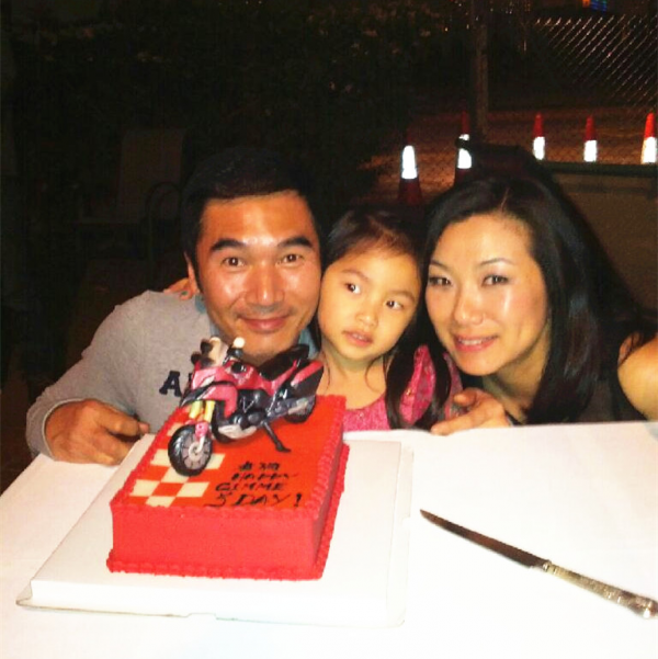 否認用懷孕逼方中信結婚！港姐莫可欣坦言，女兒是上天賜給我的