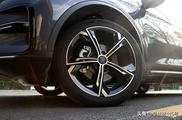 誰說自主品牌7座SUV費油?虧電實測百公里5.0L 比亞迪唐DM-i瞭解一下 誰說自主品牌7座SUV費油?虧電實測百公里5.0L 比亞迪唐DM-i瞭解一下