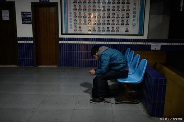 “新型啃老”開始了，父母難以察覺，還覺得孩子很孝順