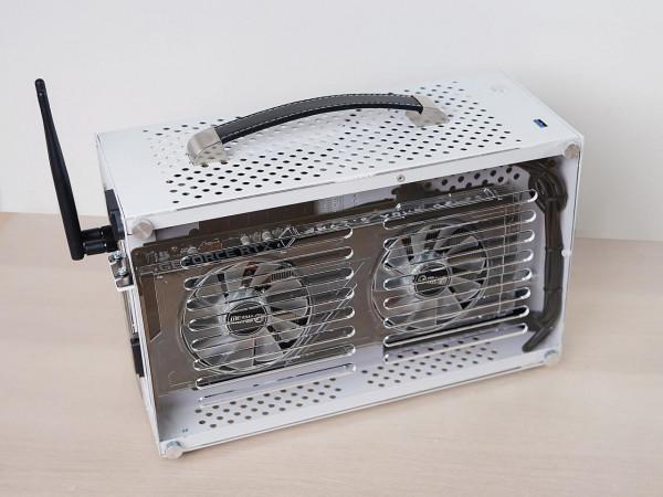 穩定最重要！攢臺ITX主機，還可以讓桌面大一點