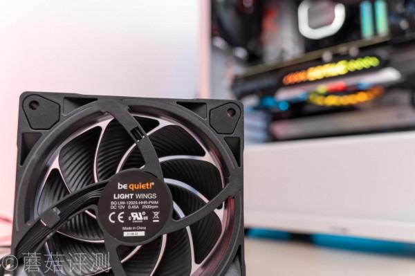 安靜又漂亮，質感很出色、德商必酷Light Wings靜音ARGB風扇 評測
