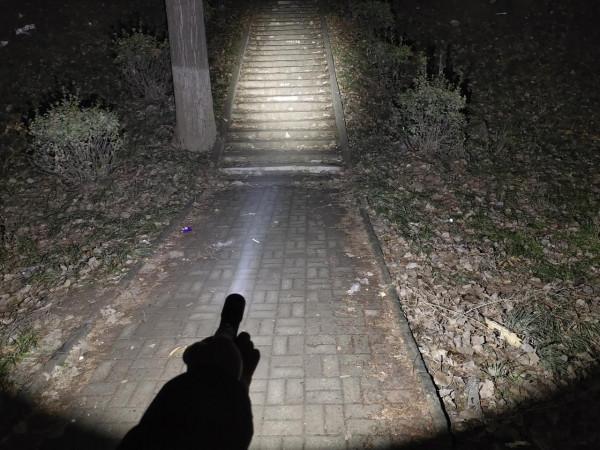 小巧易攜，效能出色！在路上X4M直充21700小筒體驗