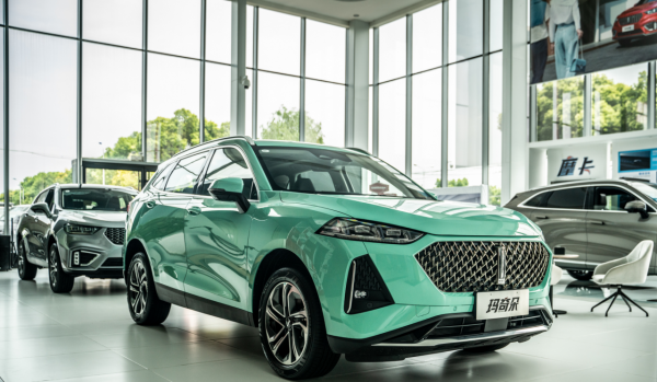 畫風突變，兩大復古新車曝光，長城魏派WEY要走&OpenCurlyDoubleQuote;潮牌&rdquo;路線？