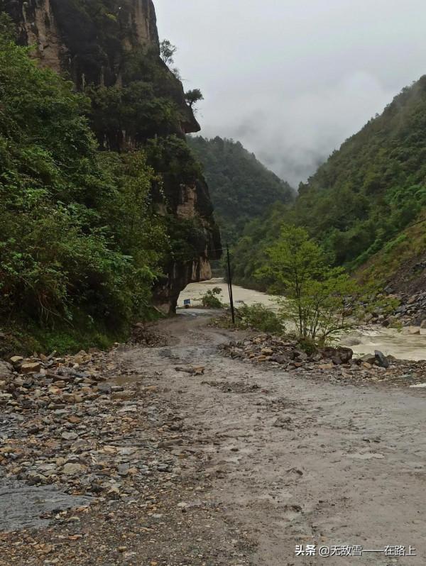 穿遇中國（川豫）第7天：巴中鐵溪鎮——漢中鎮巴縣