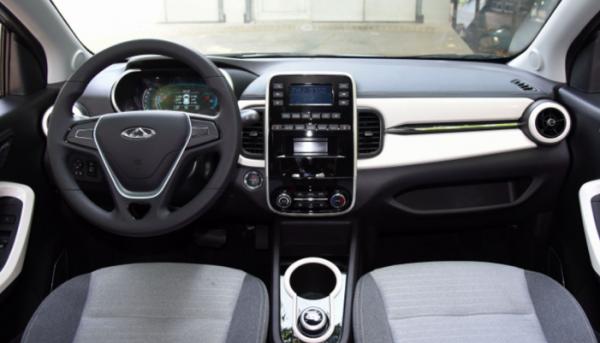 小螞蟻卻有硬實力，408公里續航+10英寸大屏，7月賣出5565輛