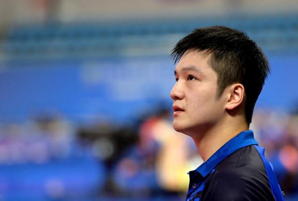 乒乓球——男團第一階段:廣東隊勝天津隊 乒乓球——男團第一階段:廣東隊勝天津隊