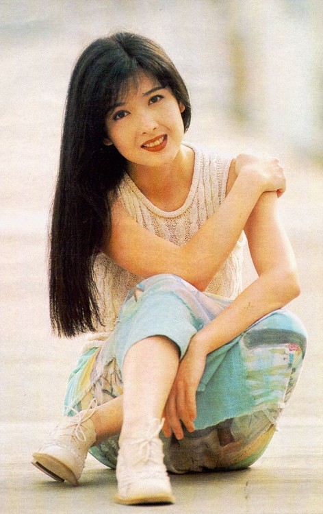 一組周慧敏的老照片曝光，一定有你沒見過的