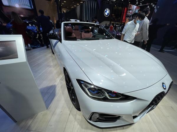 以操控基因聞名,卻備受爭議,實拍解析寶馬4系敞篷轎跑車 以操控基因聞名,卻備受爭議,實拍解析寶馬4系敞篷轎跑車