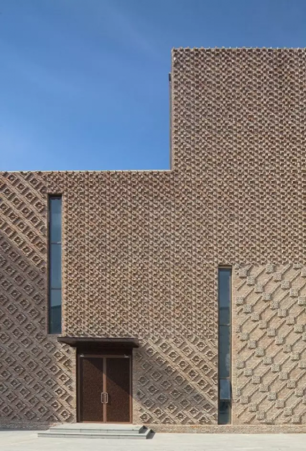 這才是美磚藝術，你那只是堆磚