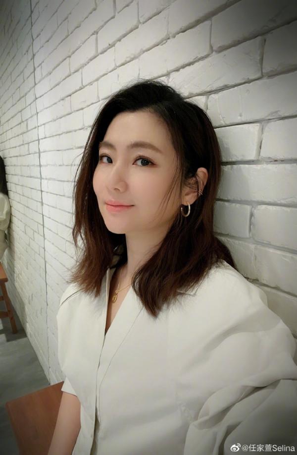 官方發聲,假唱明星涼涼,不會唱歌就不要出來丟人 官方發聲,假唱明星涼涼,不會唱歌就不要出來丟人