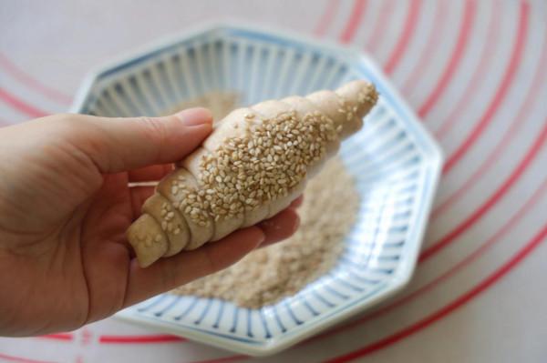 早餐最愛的日式海鹽麵包,脆脆的表皮,柔軟的內心,一吃就上癮 早餐最愛的日式海鹽麵包,脆脆的表皮,柔軟的內心,一吃就上癮