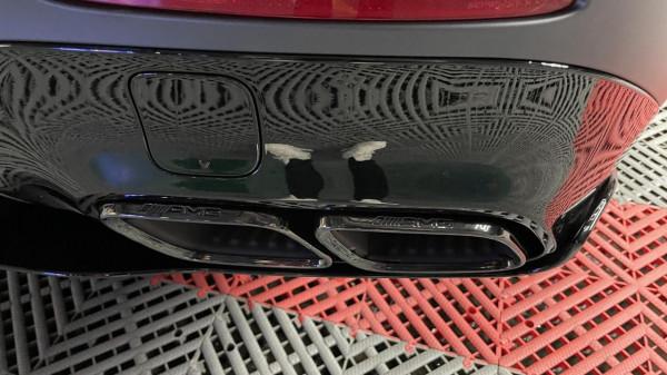 蘋果樹的徽章，賓士GT50改裝GT63 S先型特別版包圍、黃色安全帶