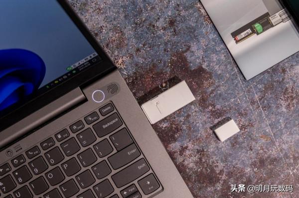 輕鬆解決手機記憶體不足,大華NM高速儲存卡,讓我的手機重煥青春 輕鬆解決手機記憶體不足,大華NM高速儲存卡,讓我的手機重煥青春