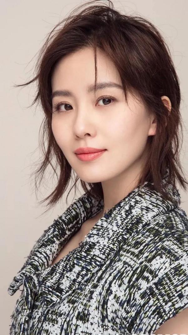 劉詩詩高畫質桌布