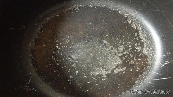 不粘鍋內膽有毒還會致癌，掉了塗層還能不能用？這篇文章讓你讀懂