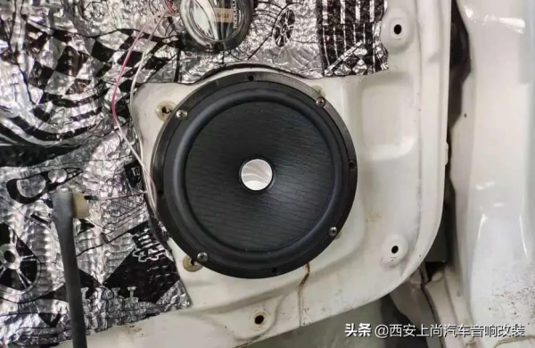 給你一個健康的駕乘環境,三菱帕傑羅升級德國彩虹音響&;全車隔音 給你一個健康的駕乘環境,三菱帕傑羅升級德國彩虹音響&;全車隔音