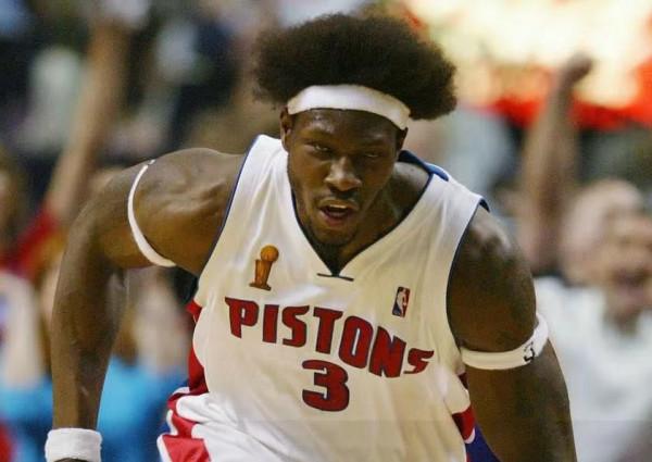 打球強硬！盤點NBA十大“硬漢”球星：科比與詹姆斯齊上榜