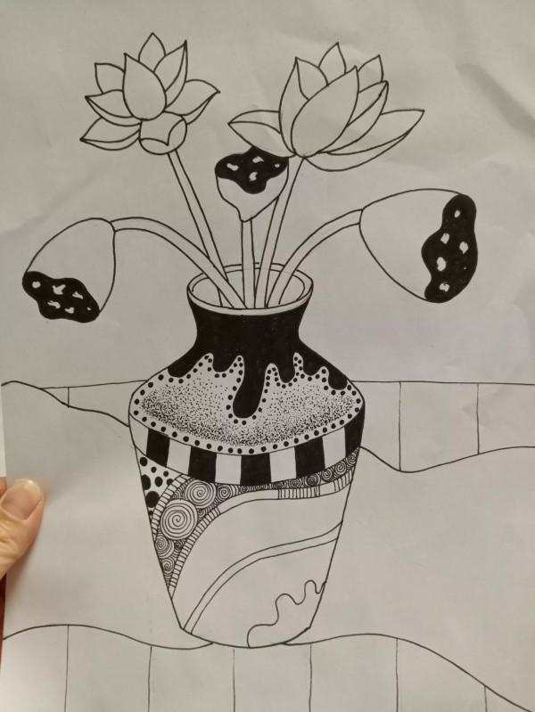 多步驟詳細解說線描畫《花瓶和花》的畫法