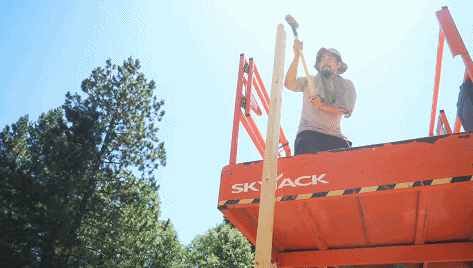 4天打造真人版《我的世界》小鎮,能親手打怪升級敲方塊的那種 4天打造真人版《我的世界》小鎮,能親手打怪升級敲方塊的那種