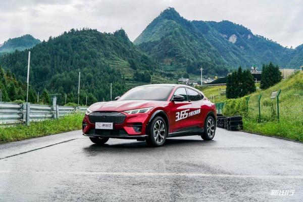 這車有點上頭 動態試駕福特 Mustang Mach-E