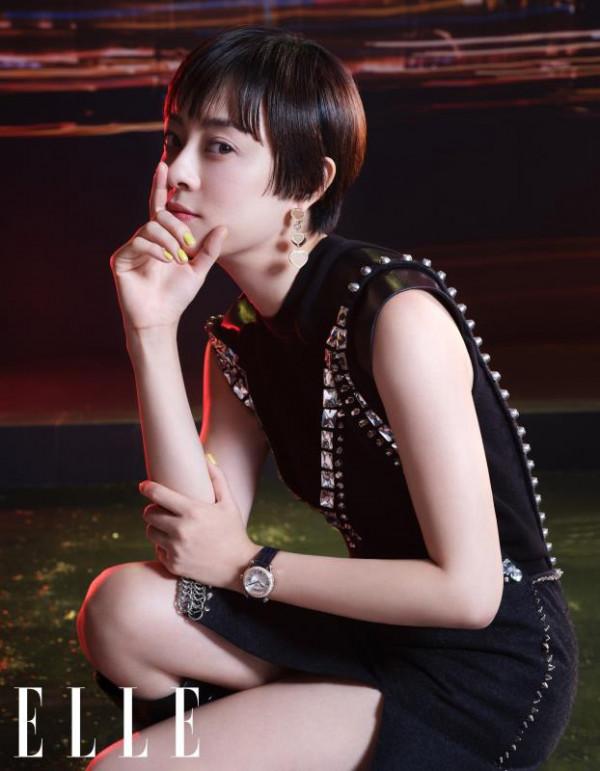 孫儷夜色雨後都市大片來襲 霓虹燈下身心自由光彩奪目 孫儷夜色雨後都市大片來襲 霓虹燈下身心自由光彩奪目