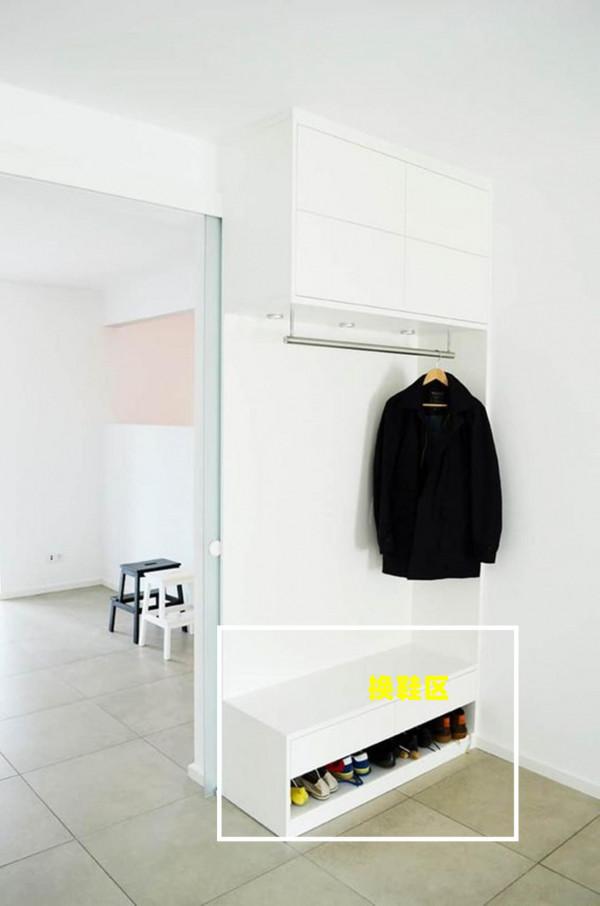 上下2個櫃子,中間加一根掛杆,比起傳統玄關櫃,還要更加實用 上下2個櫃子,中間加一根掛杆,比起傳統玄關櫃,還要更加實用