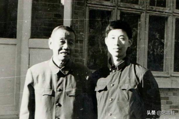 他是襄樊戰役總指揮，雖是上將，名氣卻比老部下王近山小很多