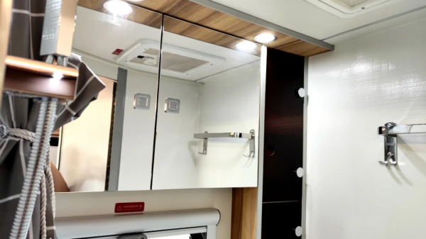 新星羅馬假日C600雙拓展 進口底盤 品質內飾 開啟優質旅居生活 新星羅馬假日C600雙拓展 進口底盤 品質內飾 開啟優質旅居生活