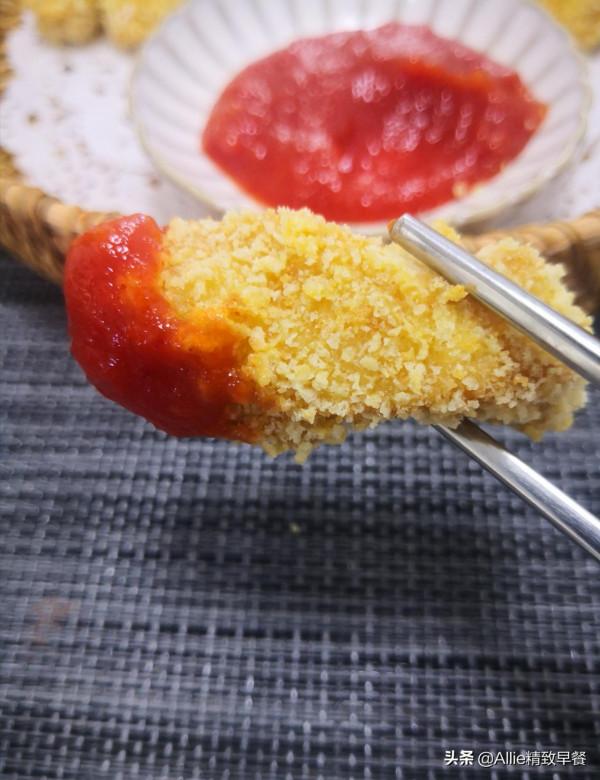 雞胸肉再出新美食，用自制麵包糠做無油版雞米花，外酥裡嫩，真香