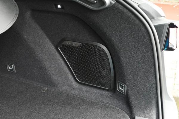 18萬多帶滬牌，插混SUV好選擇——領克01 PHEV