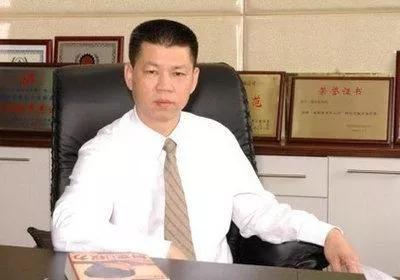 5位陷入絕境的億萬富豪:有的跳樓,有的沉湖,有的自焚 5位陷入絕境的億萬富豪:有的跳樓,有的沉湖,有的自焚