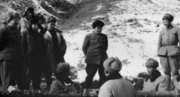 軍長上任,副軍長懵了:你不是我當年俘虜的那個小兵嗎? 軍長上任,副軍長懵了:你不是我當年俘虜的那個小兵嗎?