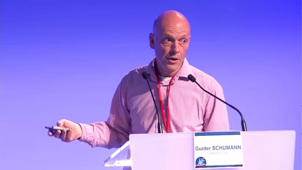 計算神經學大牛加盟復旦，曾在Nature、Science狂發數十篇論文