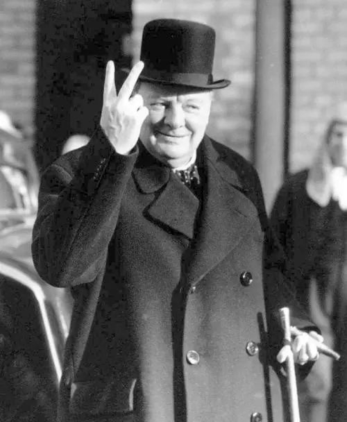 丘吉爾,一個征服了酒精和世界的男人 丘吉爾,一個征服了酒精和世界的男人