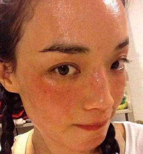 當女明星去掉濾鏡,法令紋可以夾蒼蠅臉也很方,大家看了還焦慮? 當女明星去掉濾鏡,法令紋可以夾蒼蠅臉也很方,大家看了還焦慮?