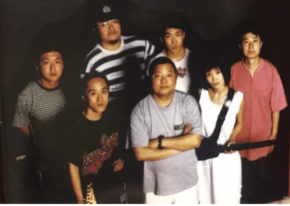 悲傷的臧天朔，自己選擇的路，跪著也要走完