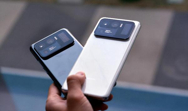 買手機不要摳搜，目前這4部旗艦機最值得買，暢玩三五年不卡頓